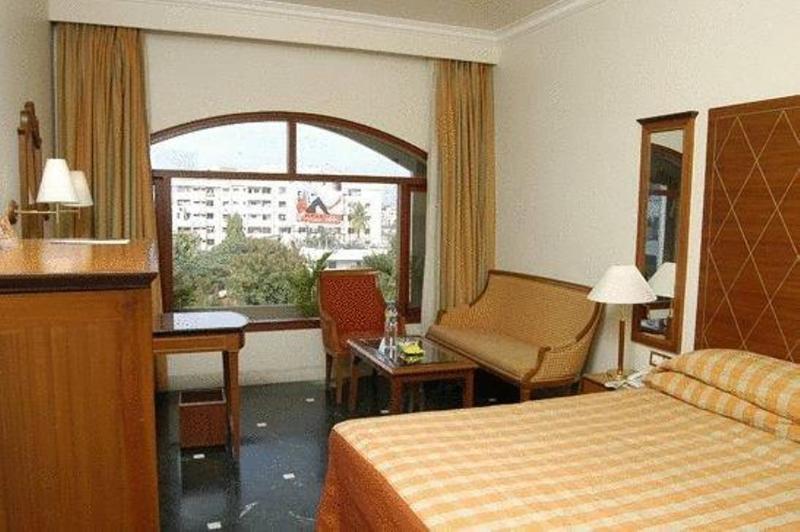 Kamat Lingapur Hotel Hyderabad Exterior photo